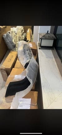 شباب عندي اغراض tank 300 زيرو لايتات وتايرات مع الويلات وبك لايتات ودع...