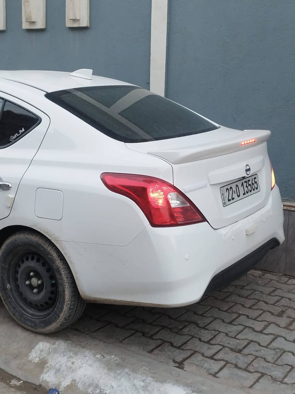 سلام عليكم نيسان سني2024 بليته زركه ماشيه 18الف كفاله عامه مكان السياره بصره 
سعر122وبي مجال 
***********
