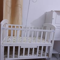 سرير طفل • متضرر من الجانب • الاعظمية