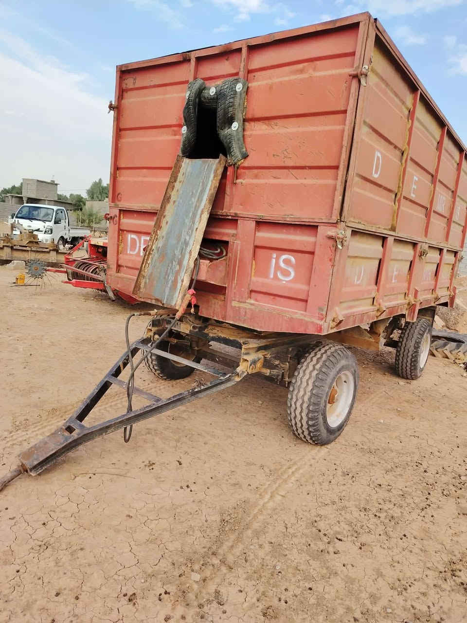 سلام عليكم
كاروضه لابيع موديل 2019 جاهزه لاشغل عربانه وحده وراهه
بعدهة جديده سعرهة 120 بيهة مجال شي قليل
رقم الواتساب ***********
اتصل عليه واتساب
