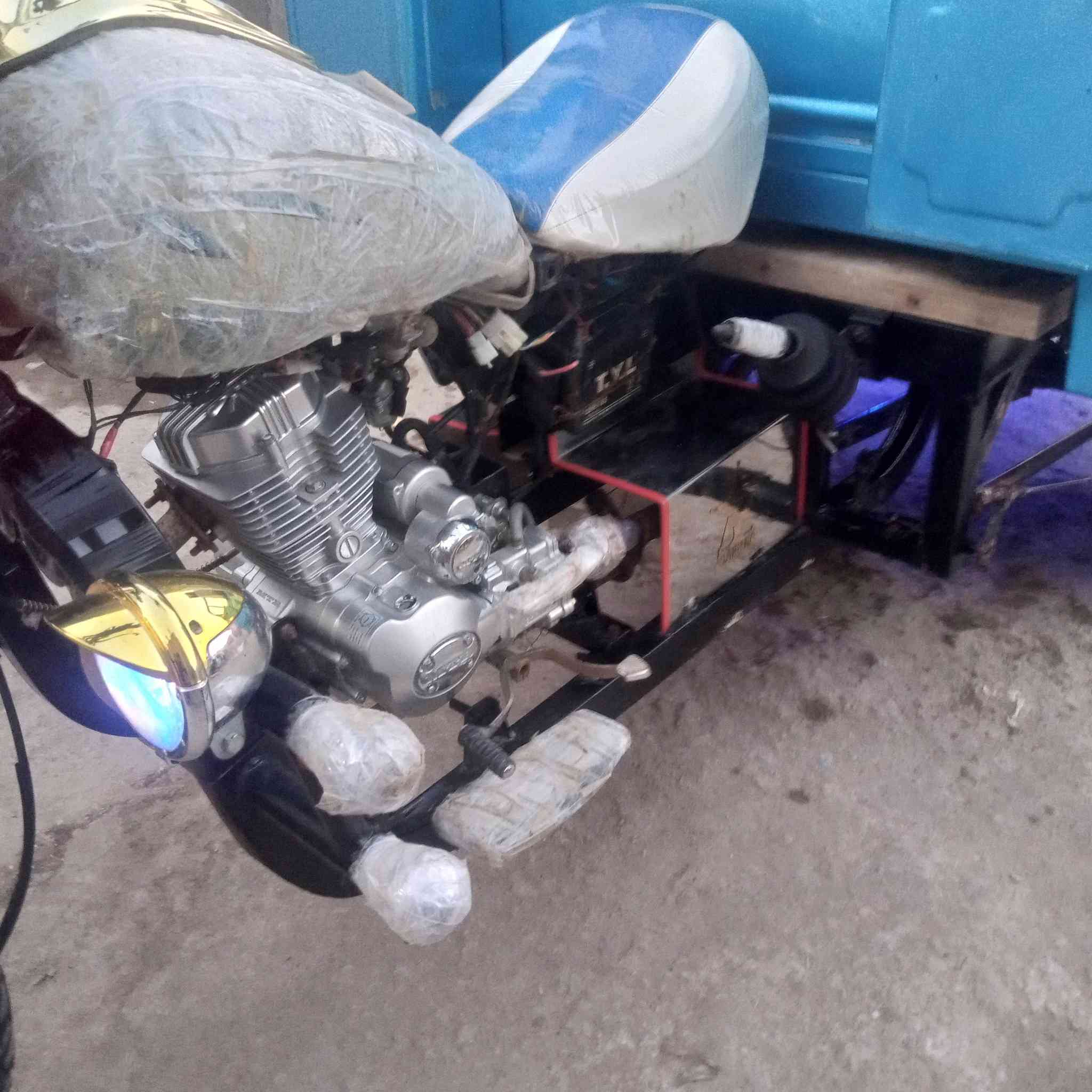 سلام عليكم شباب ستوته البيع اوراق صوليه موديل 2017 تعمير كله 2025 ستوته مال جناي اكسنهه مقفل تايرات 3 جدد مكينة 25 دعاميه ستيل كهربائيات كله شخال شراي بيخير ودلل ولموشراي رجاء لاتخل هاضه رقم ***********
