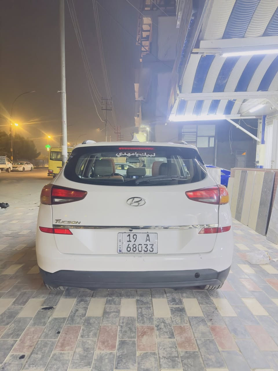 سلام عليكم 
توسان للبيع مديل 20
حادثه جملغات خلفيه فقط 
سعر ١٦٠ بيه مجال بسيط 
***********
