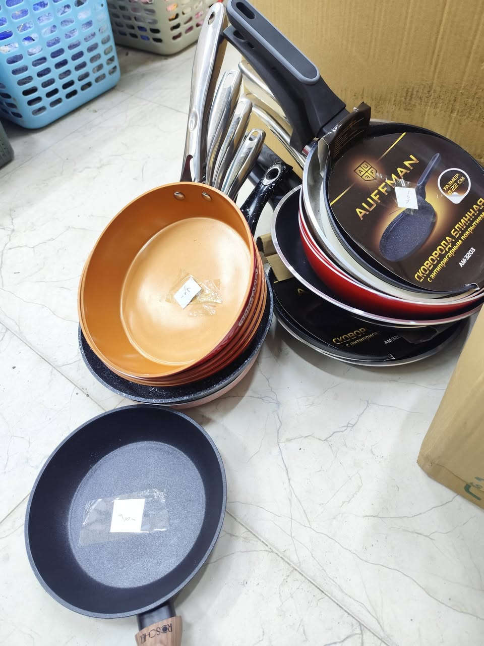 اللهم صل على محمد وال محمد 
اليوم وصلتنا تشكيلة طاوات باله تيفال 
اصلي متوفر جميع الأحجام 
كميه محدوده واسعار مناسبه جدا


**إذا كنت صاحب هذا الإعلان وتريد حذفه لأي سبب، رجاءا أرسل رسالة إلى الدعم الفني**