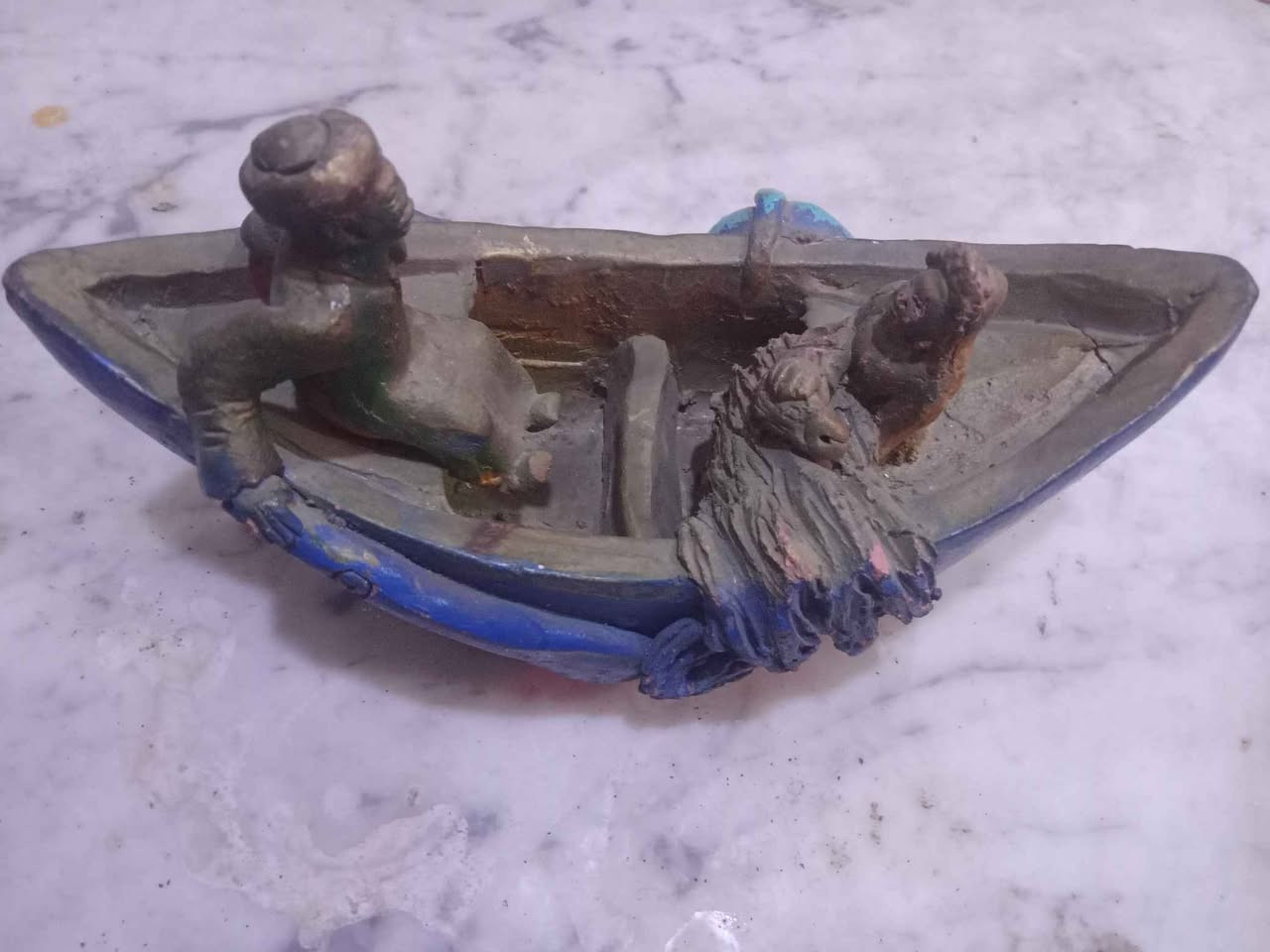 مركب معدن
تقيل ومحمل
طوله 22سم الاسكندرية, مصر


**إذا كنت صاحب هذا الإعلان وتريد حذفه لأي سبب، رجاءا أرسل رسالة إلى الدعم الفني**