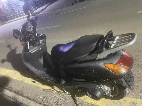 دراجه سبيسي للبيع تجفيت جديد خير من الله دراجه نضيفه وحلوه. بغداد الدوره ابوشير #السعر__٤٥٠ وبيهه مجال لطيبين 

***********
