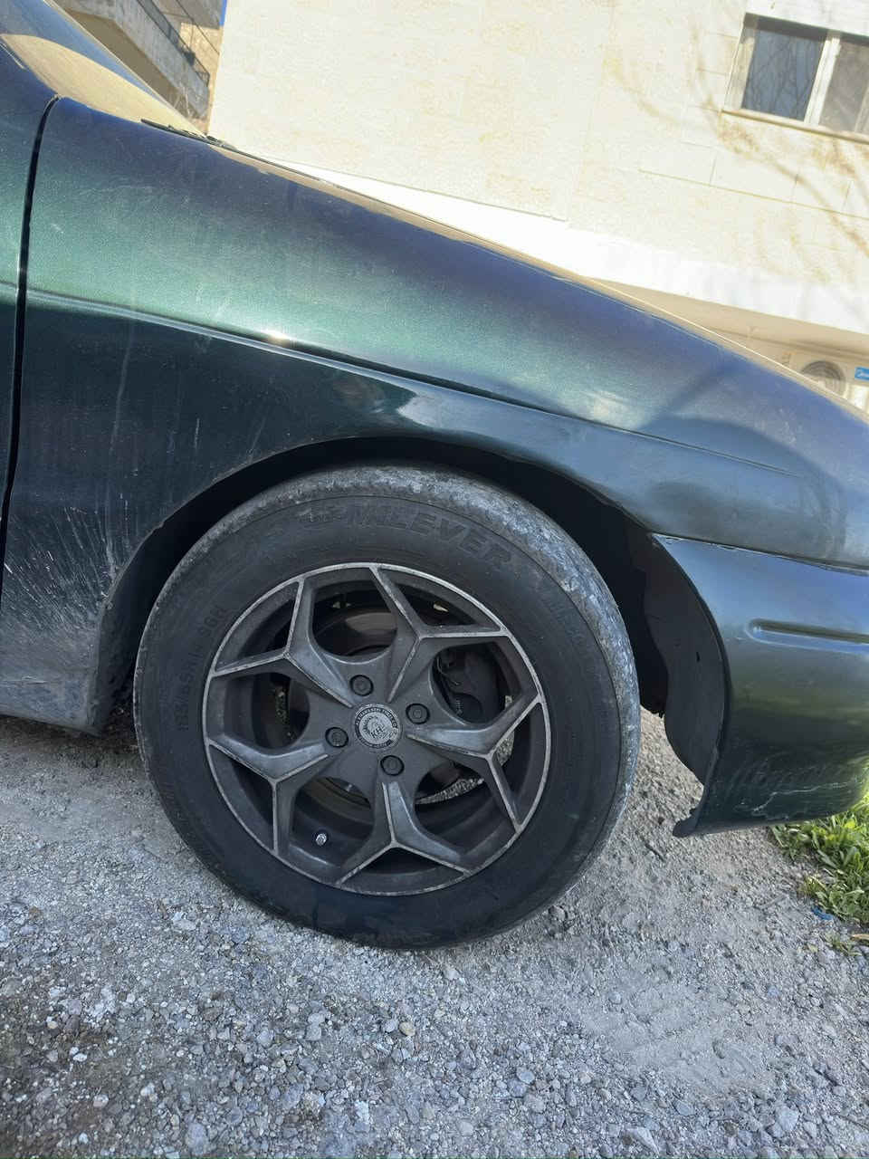 كيا سيفيا 95
سياره ما شاء الله عليها
مكينيك نضيف
جير عادي
كوشوك نضيف
جنط مميز
داخليه نضيفه 
خرجي بودي نضيف
متور جير نضيف 
مش محتاجه ولا برغي
ترخيص لا 7/18 
زجاج كهرباء 
مسجل نضيف
سمعات نضاف


**إذا كنت صاحب هذا الإعلان وتريد حذفه لأي سبب، رجاءا أرسل رسالة إلى الدعم الفني**