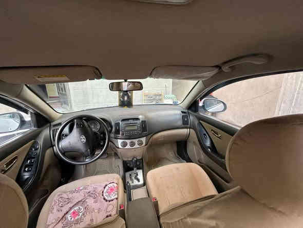 السلام عليكم
للبيع/.النترا مقدس 2010 خليجي مكفوله كفاله عامه مكينه كير حداديه تخم تاير كله مكفول السياره احله من الصوره السياره بأسمي سنويه جديده مداور ثاني يوم  السعر 129 ورقه وبيه مجال قليل العنوان /دوانيه قضاء عفك/***********
