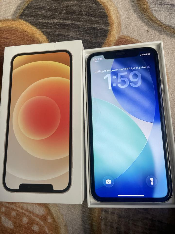 آيفون 11العادي للبيع او مراوس بايفون 
بطاريه96 ✅
ذاكره 128✅
فيس ايدي شغال✅
الجهاز مامفتوح نهائياً بي فقط هذا الفطر بل كلاس
كامراته يخبلن نت خط كلشي يشتغل✅
*********** واتساب فقط بي 
سعره 300 قفل
