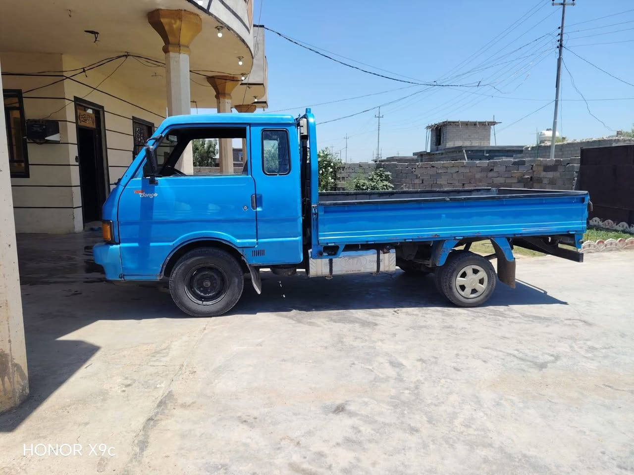 السلام عليكم كيا حمل موديل ٩٤رقم بغداد  مكفوله السعر٥٠وبيهامجال العنوان بغداد صدر اليوسفيه ***********
***********
