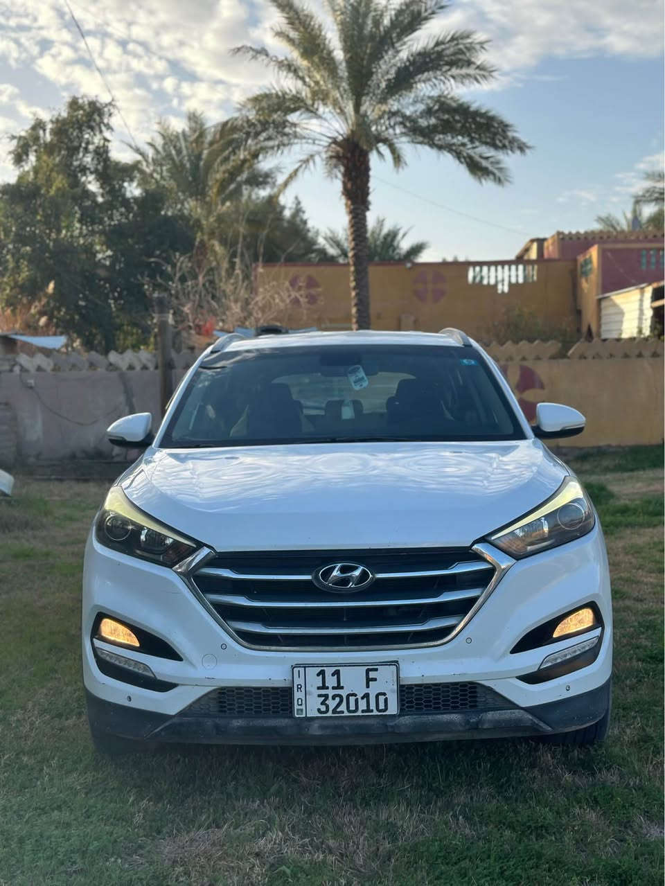 السلام عليكم 
توسان 2018 خليجي بأسمي تحويل ثاني يوم بيها صبغ جاملغ خلفي وشويه مقدمة البنيد سونارها موجود بالمنشور السياره نضيفه وخير من الله تخم تاير حداديه كير مكينه كفاله 
مواصفات 
1-شاشه + كامره
2- اشاير مري +مري شفط
3-تحكمات جهتين
وباقي مواصفات التوسان المعروفه 
السعر ((((168))) وبيها مجال بسيط للاستفسار *********** 
مكاني حله حلة, بابل
