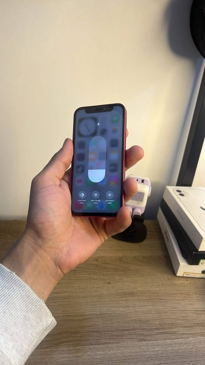 🥰  ايفون 12 mini مستبدل فقط 
👍شاشه  والشاشة نوعية جيدة 3 خيارات
✅فيس ايدي شغال/100/ 
🎨 لون كرزي نضافه97/ المساحه 256  
🔋البطاريه 85 بلاديما يجي شي ويه الجهاز 
 فقط الشاشه مستبدله وموضح بل صور
 (السعر 250الف)  
***********اتصال فقط
مكانك بغداد الزعفرانية
