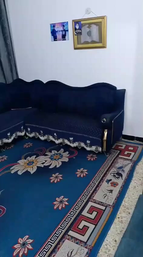 سلام عليكم تخم ديوان للبيع 8 مقاعد نضيف تفصال تكمه السعر 250 وبيه مجال بسيط الشراي ويدلل موجود مكان بغداد البياع
@إشارة


**إذا كنت صاحب هذا الإعلان وتريد حذفه لأي سبب، رجاءا أرسل رسالة إلى الدعم الفني**