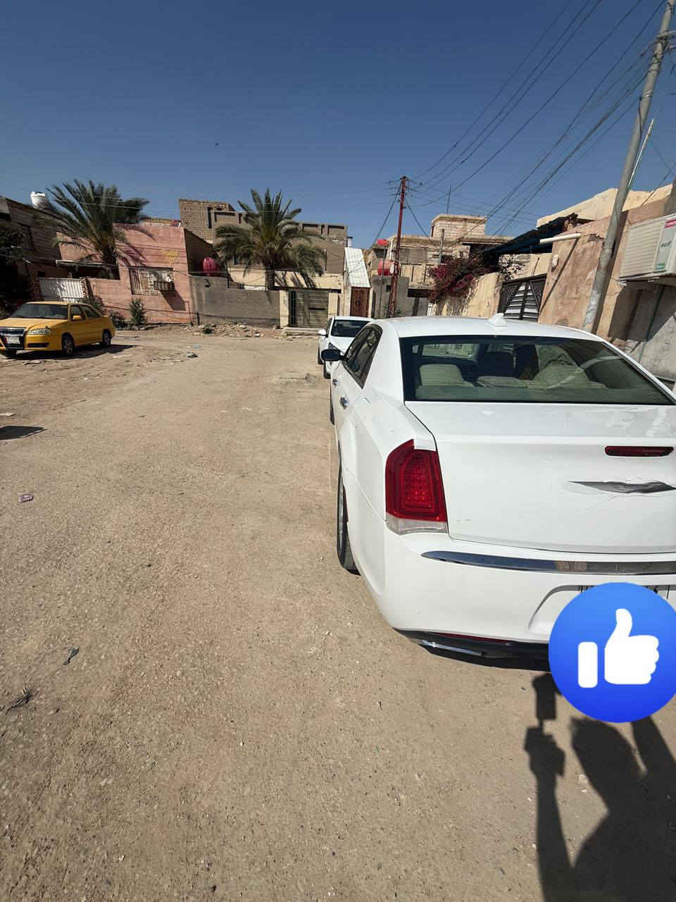 اوباما وارد كندي موديل 17 مسجله 20
داخله كفاله هنا صار بيهه جاملغ امامي وحافه البنيد السياره خير من الله من مكينه وكير واكسن وحداديه وتبريد كفاله ارضيه جلد ويل مكسيكي تخم تاير داخل عسلي تشغل عن بعد وبسمي سعرها ١٦٧ وبيهه مجال قليل ***********
