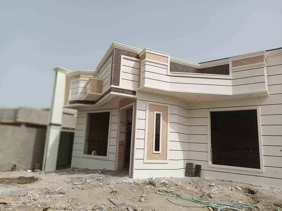 السلام عليكم موجود صباغ اشتغل واجهات المنازل وداخل المنازل والديكور بديل الخشب وبديل الرخام واشتغل سقوف ثانويه وسحبات البورك جاهزه باسعار كلش مناسبه واعمل جميع المحافظات شغل حلو ونظيف درجه اولى 100% والعمل قدام عينك بالصور استفسار على هذا الرقم واشتغل الشبابيك تنظيف وصبغ ***********
