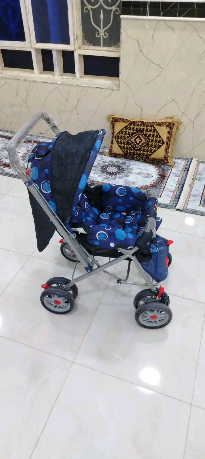 عربانة طفل ما مستخدمه ابد 60 وبيها مجاال *********** العنوان السماوه / المهدي