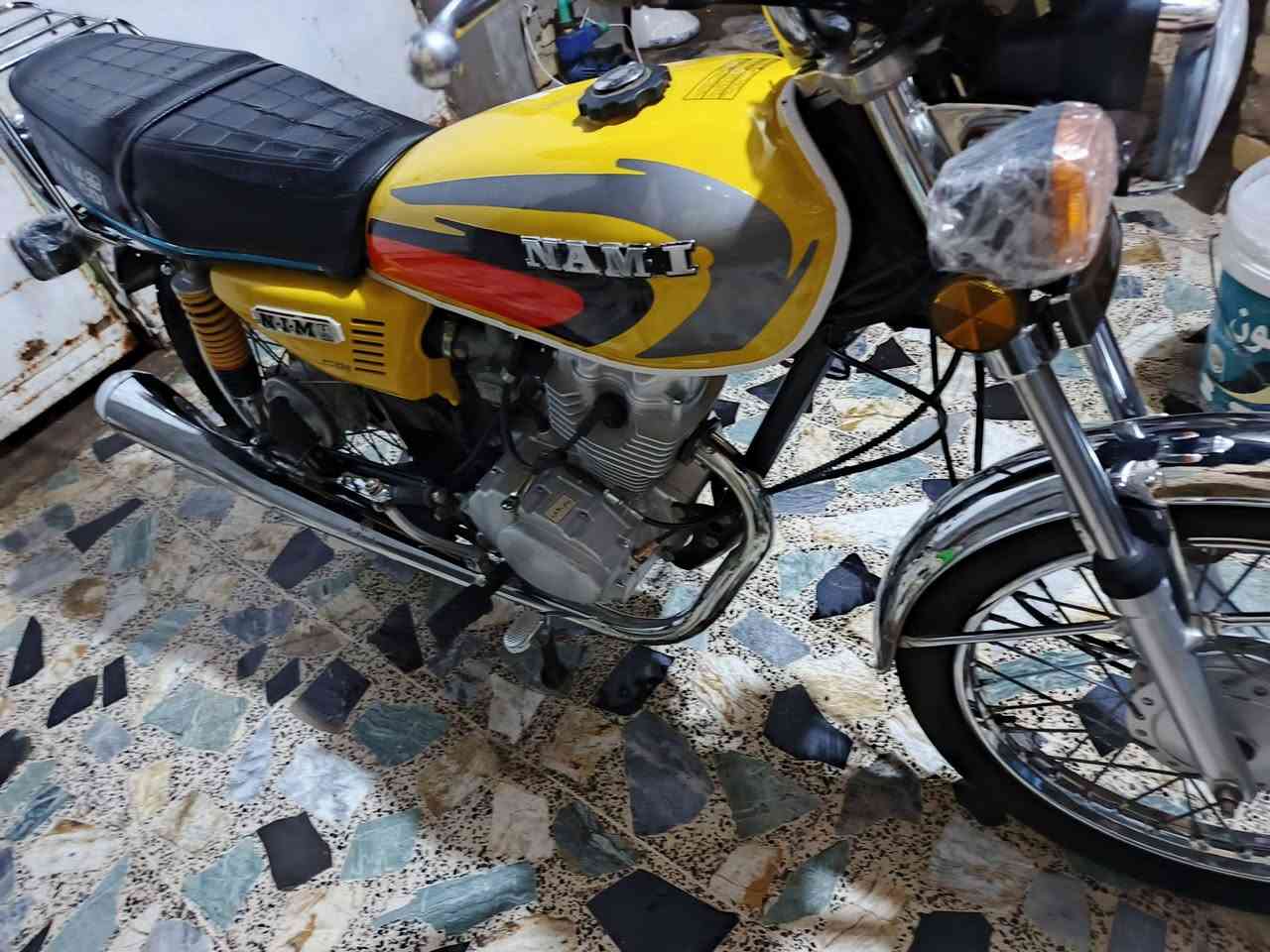 سلام عليكم
دراجه للبيع مديل 2025 سكنر 
كوت قضاء الحي السعر 650وبيها مجال حك الجيه 
***********
