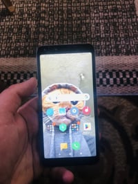 ذاكرة ٣٢ • شاشة مكسورة • مقفل