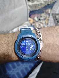 ساعتين • رياضي • عسكري