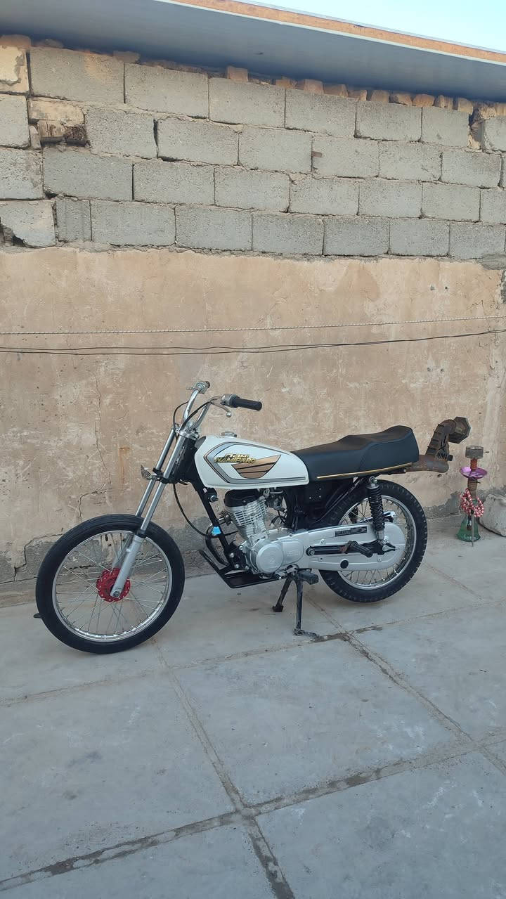 دراجه للبيع شاصي نامه 22 مكينه سيجي نامه غراض كله اصلي اوراق اصولي 7 سعره 800
***********
***********
