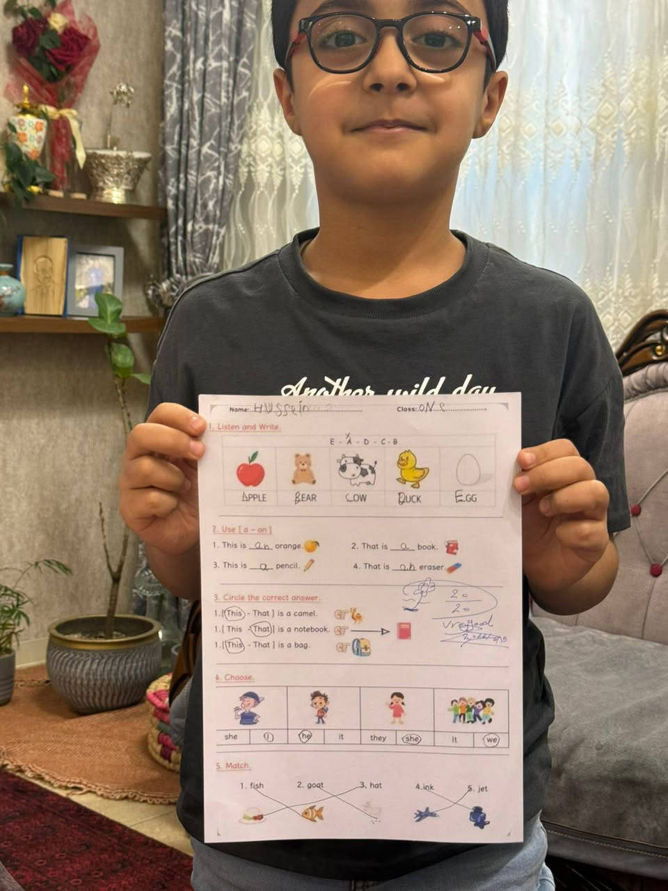 🔥 ابنك يستحق أن يكون من المتفوقين

لا تجعلوا ضعف اللغة الإنجليزية عائقاً أمام نجاحه.

مع برنامج التقوية:
🌟 نفهم قبل أن نحفظ
🌟 نتعلم قبل أن نختبر
🌟 نبني الثقة قبل الدرجات

ابدأوا رحلة التفوق من اليوم، فكل خطوة صحيحة الآن تصنع نجاحاً أكبر غداً.
📞***********
📍B2
📩 التسجيل مفتوح
صف الست سما
