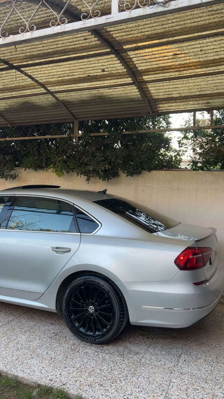 سلام عليكم 
باسات 2017 فول مواصفات se مكينة 1.8 توربو المرغوب 🔥
موصفات سلايت بصمة كشنات جلد كشنات هبتر كشن كهربائي وبعد هوايه مواصفات 
سيارة مكينة 18 توربو المرغوب 
السيارة داخلة كلين للعراق  هنا بل عراق صاير بيها حادث بونيد وباب بدون دواخل بدون ايرباك وبيها تعديلات بارد بدون دواخل بشرط
كير ومحرك بشرط 

سعر السيارة  140) ورقة وبيها مجال للشراي 

تواصل خاص او واتساب.   *********** أربيل, العراق
