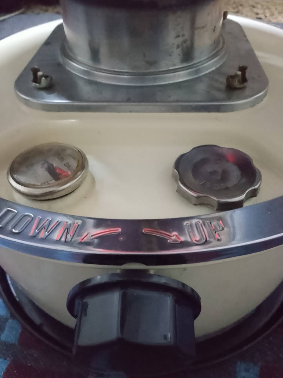 السلام عليكم صوبه فوجيكا جديده نظافه 100بل 100السعر 40 الف للتواصل ***********
