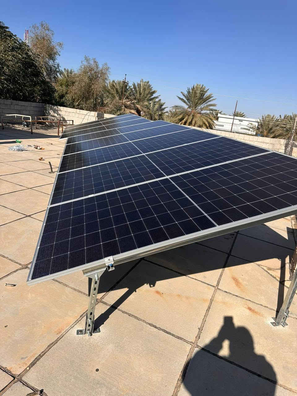 اليوم الثلاثاء الموافق 21/1/2026
تم بعون الله إكمال نصب  وتشغيل منظومتين  للطاقة الشمسية. 
* المنظومة الأولى:  في قضاء# مندلي (حي البكر): 
تجهز 20 أمبير نهارا  15 أمبير ليلا وتتكون المنظومة من:-
1-ألواح شمسية عدد 10 قدرة اللوح الواحد 620 واط
2- بطارية نوع ليثيوم قدرتها 15 كيلو واط
3- أنفيرتر قدرته 6 كيلو واط
4- بورد خاص بالمنظومة متكامل الحماية
5- هيكل حديد مغلون مقاوم للصدا

* المنظومة الثانية ايضا  في قضاء #مندلي (اشبيليا) 

تجهز 16 أمبير نهارا  15 أمبير ليلا وتتكون المنظومة من:-
1-ألواح شمسية عدد 8 قدرة اللوح الواحد 620 واط
2- بطارية نوع ليثيوم قدرتها 15 كيلو واط
3- أنفيرتر قدرته 8 كيلو واط
4- بورد خاص بالمنظومة متكامل الحماية
5- هيكل حديد مغلون مقاوم للصدا
#ملاحظه: لانعمل ببطاريات التجميع الرديئة. 

بإدارة عمر ياسين 
وحسن سالم
للأستفسار أكثر الأتصال او مراسلة الأرقام  التالية. ‏
0771 206 0460  
***********
