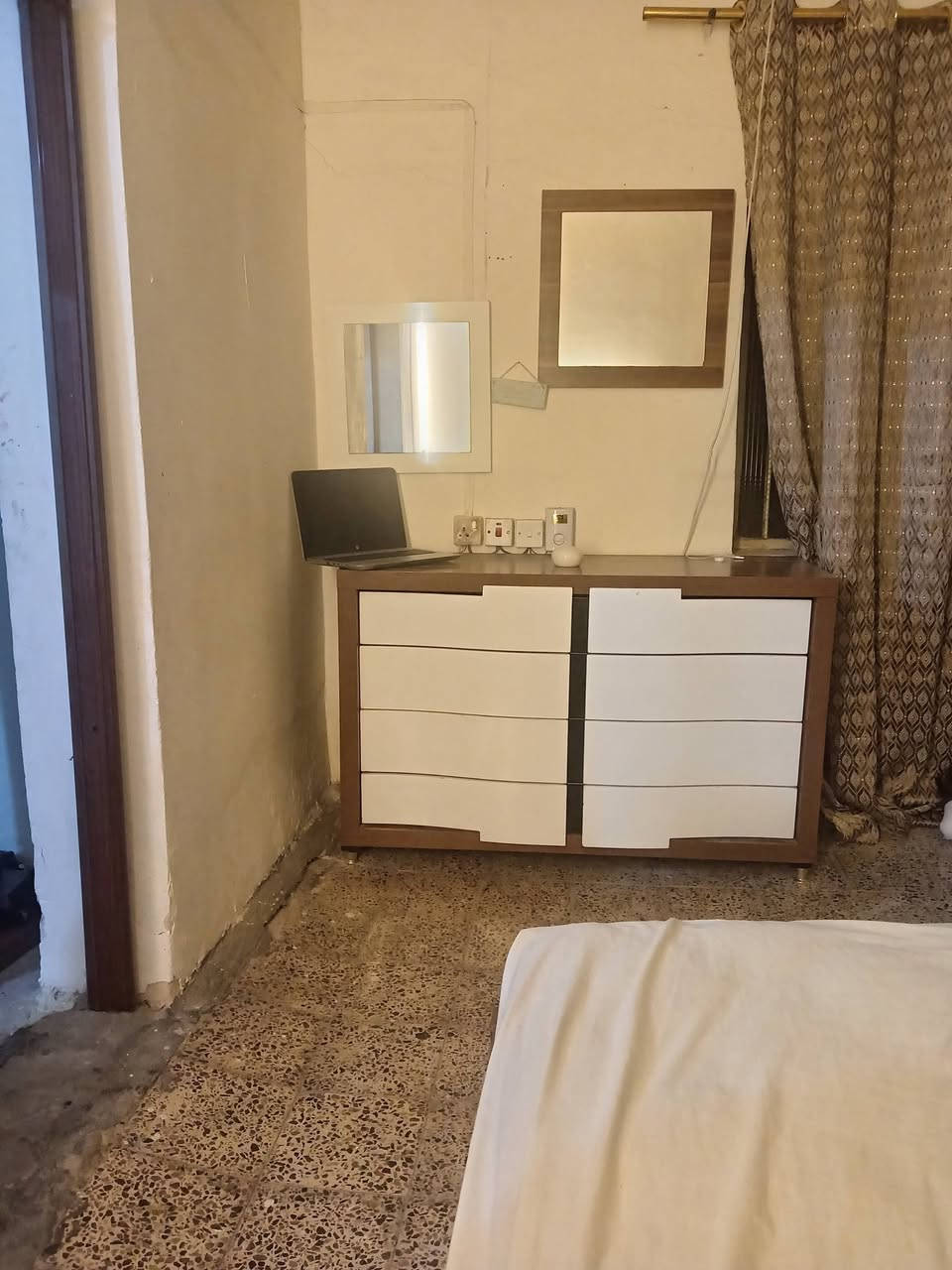 غرفه تركيه 7قطع نضيفه اخت الجديده  العنوان الدوره المهدي الثانيه  سعر ع خاص اتصال  ع هذا رقم ***********
