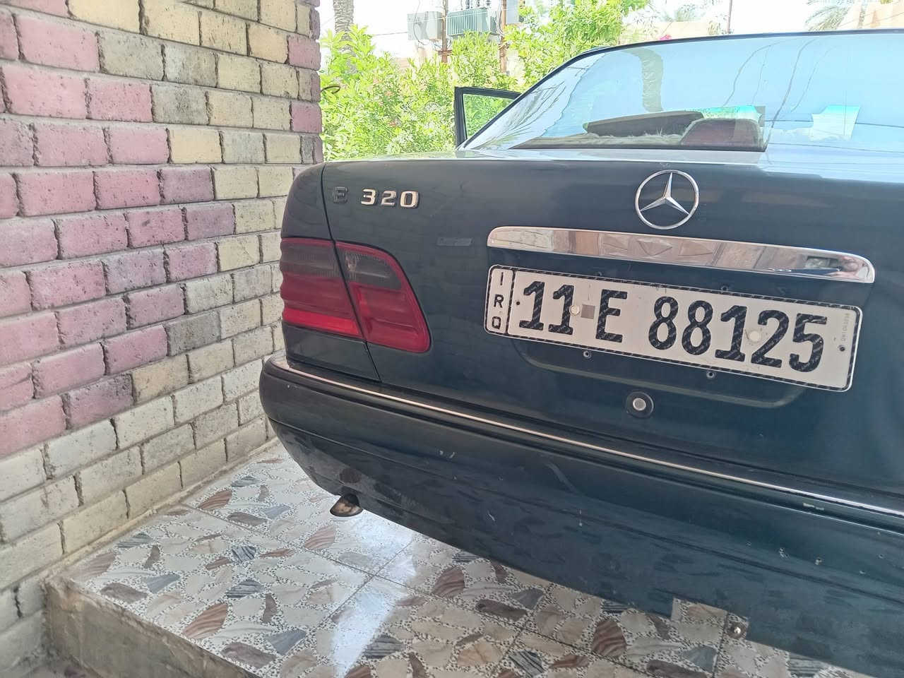 السلام عليكم للبيع موديل ٩٦ بسمي محرك ٤سلندر رقم بغداد تبريد بس راديتر بدون فتحه تخم تاير صدر جديد بيع او مراوس بجانبو ٩٠ مكاني ديالى الخالص ***********     *********** السعر ٦٥ بيها مجال
