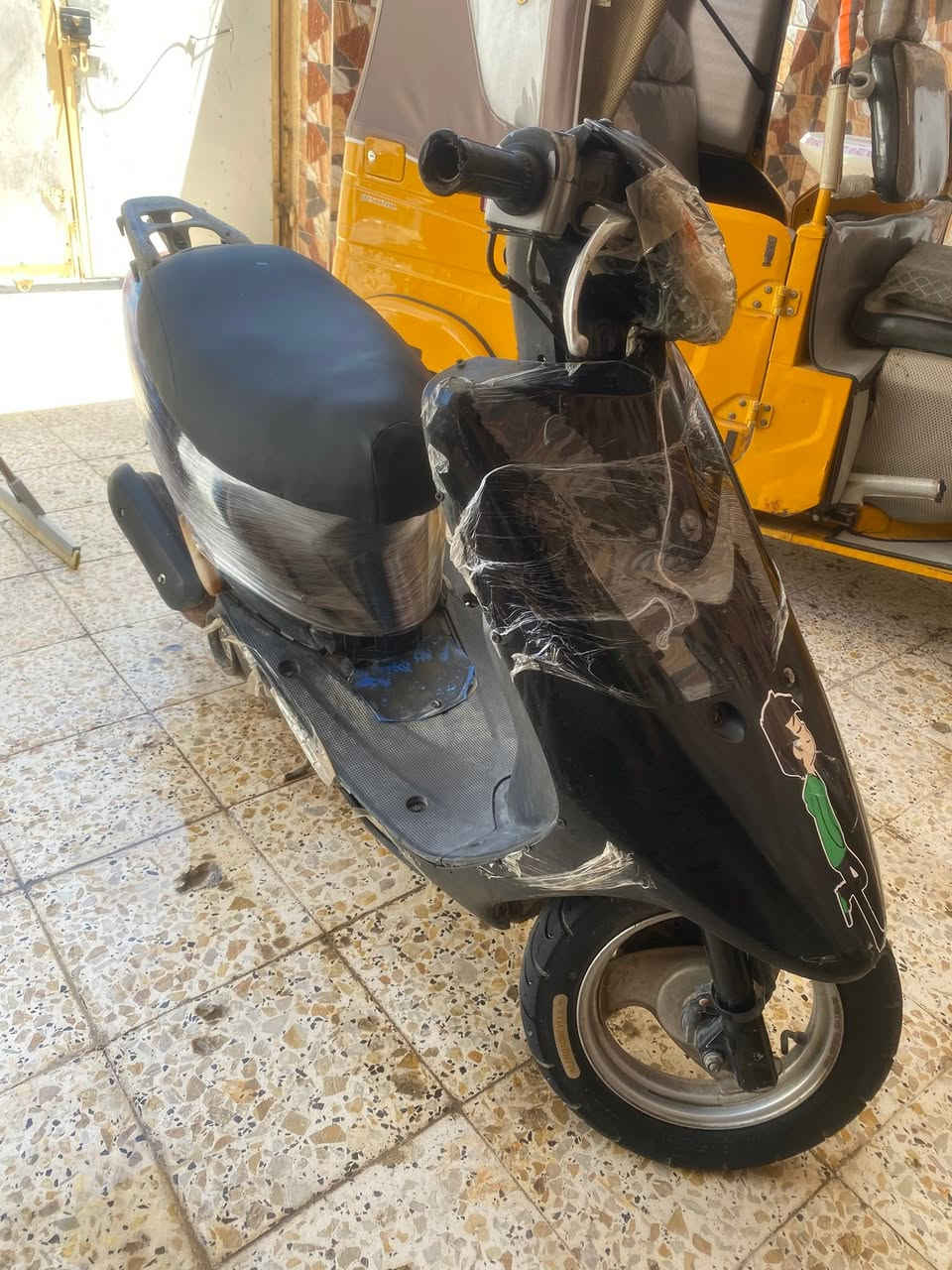 دراجة عصفورية ياباني عداد ٦٠ سلف هندر كهربيات كلشي شغال مفتوحه مره تجفيت اصلي السعر ٢٢٥ بيهه مجال مكان كوت داموك / ‭***********‬
