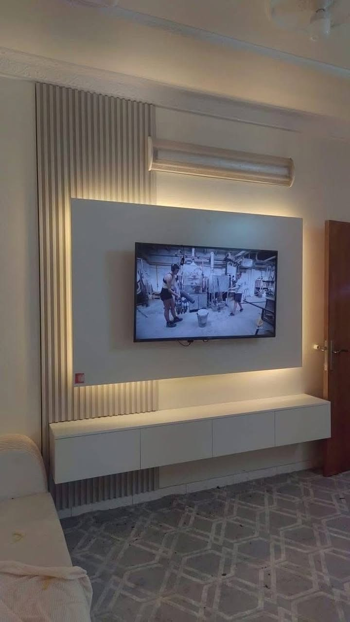 سلام عليكم.  شغل درجة والى.جميع. ديكورات. داخلية. بسعر مناسب  كارد متفرغ  داخل البصرة ‭0770 909 9647‬
