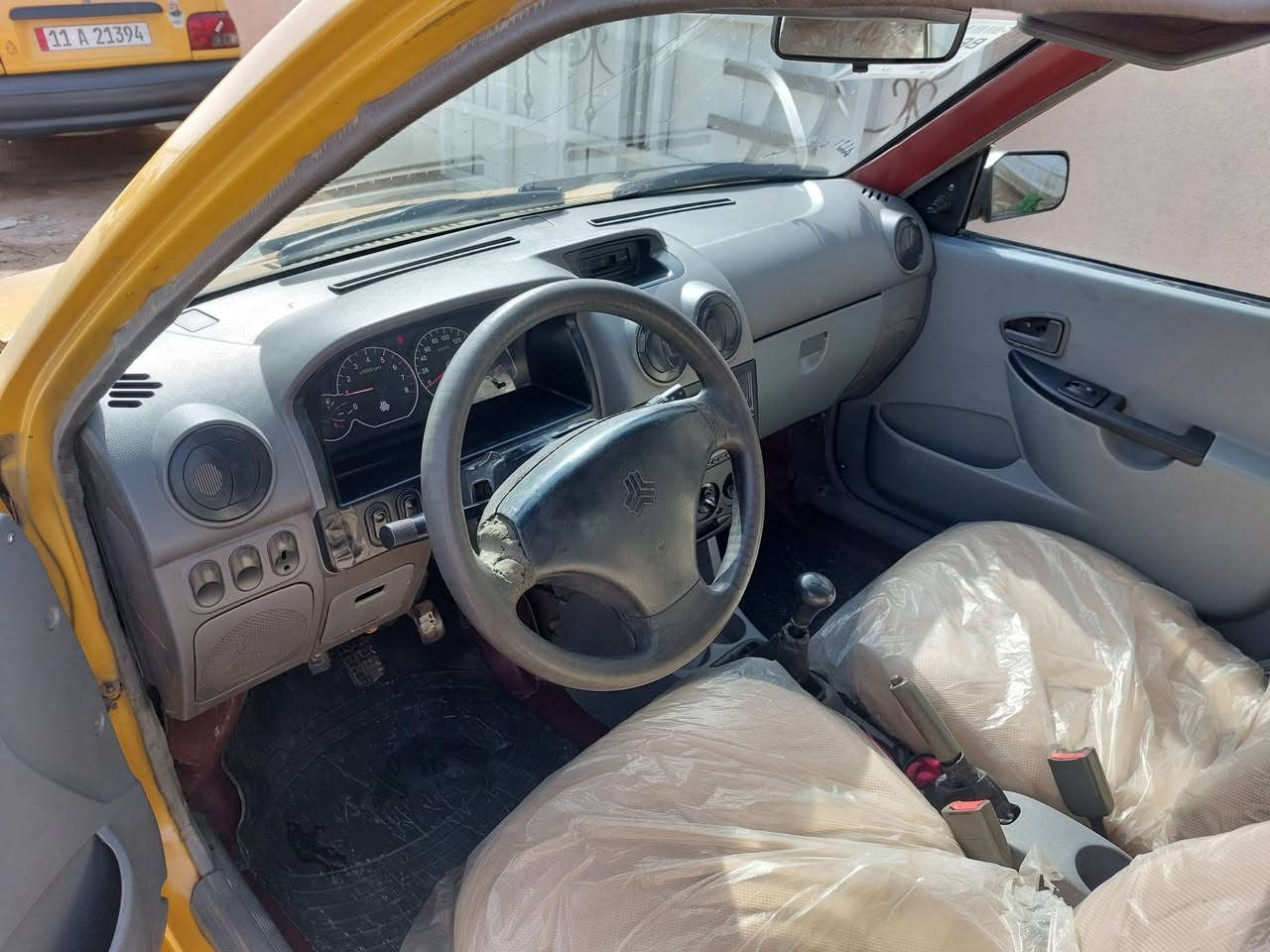 يالله السلام عليكم ورحمه الله اخوتي 
سايبه موديل 11 كرستال مكفول من الضربه كير مكينه برايد صدر خير من الله كهربائيات كلها شغاله تعال وشوف

بسم ابني سنويه ب شهر ال3 تنتهي شرط التحويل 
السعر 28 وبيها مجال حق الجيه المكان بغداد اليوسفيه 
***********
