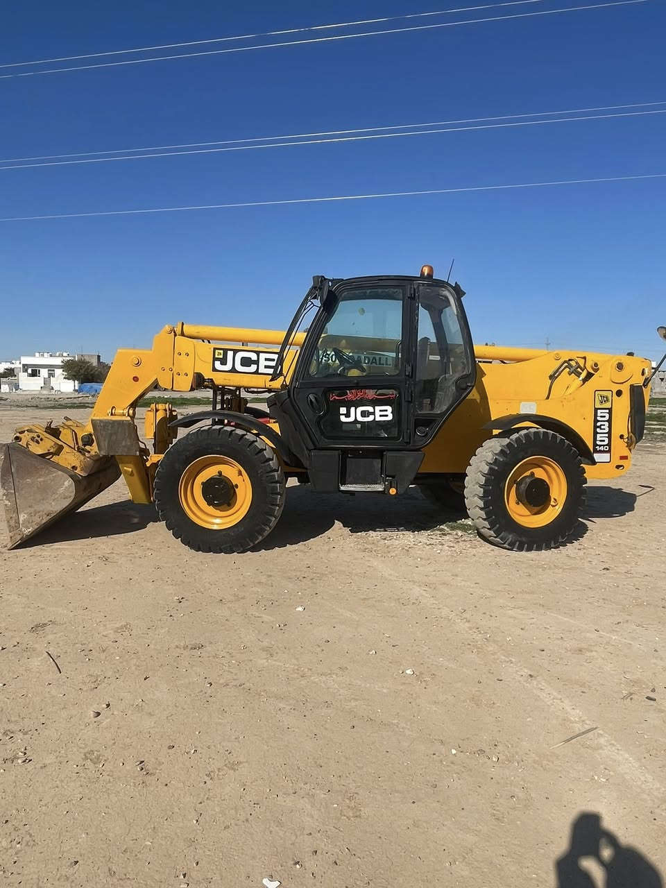 للبيع 2004بدون رقم منفيست تاير25 ؟13-50 كه لار بشرط ***********
