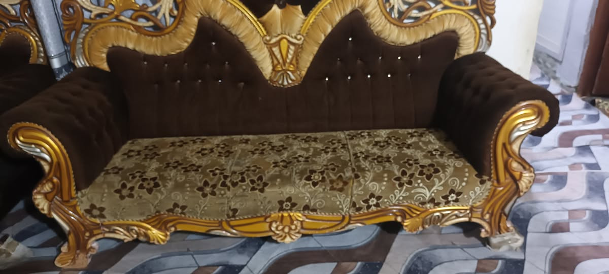 تخم للبيع ١٠ مقاعد مكانك الحر
***********
