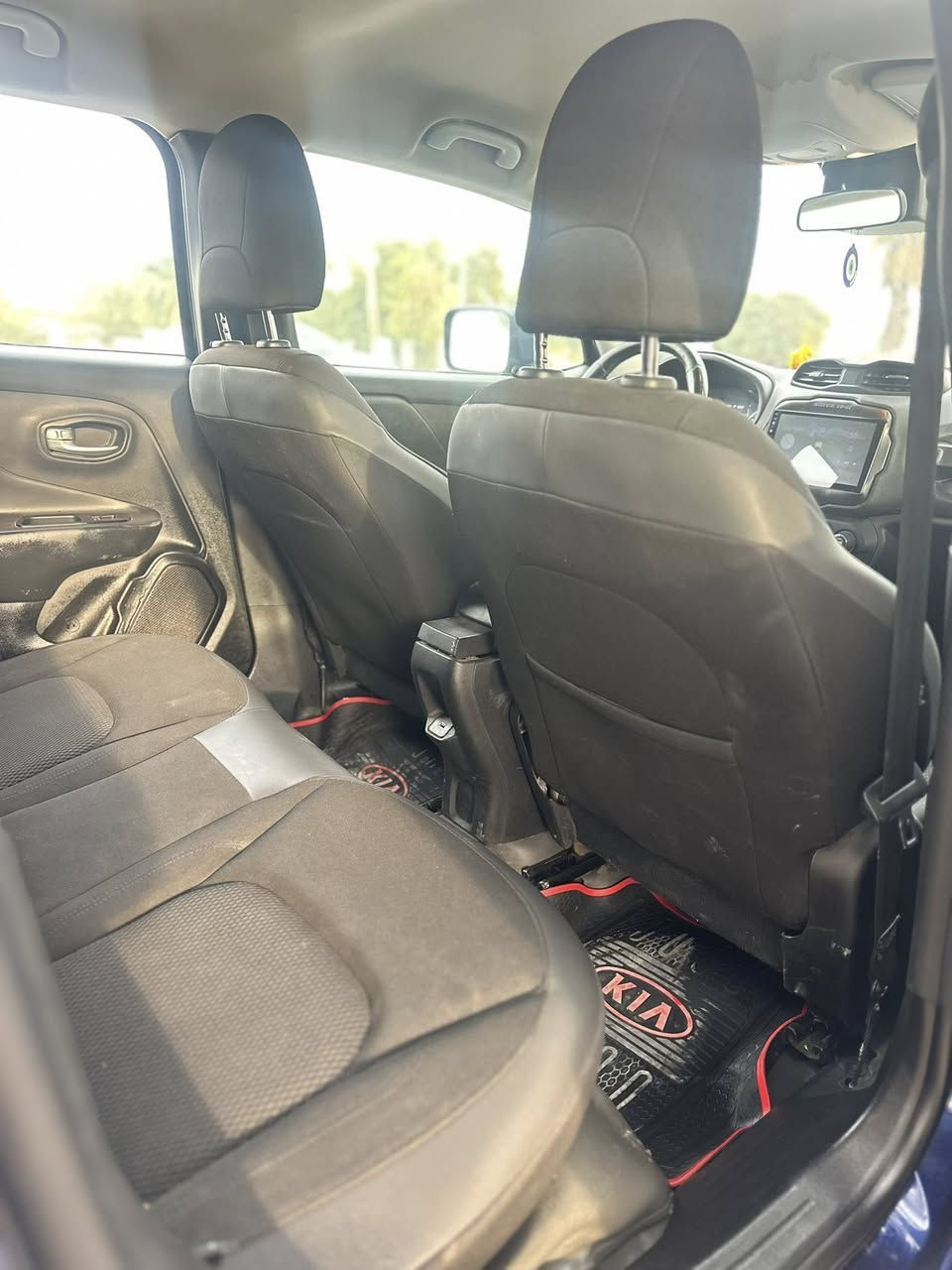 سلام عليكم جيب رينكد موديل 2019السياره جاهزه مناقصها شي مكينه كير جدد السياره بدون صبغ مابيها صبغ مكينة 2400 تايرات جدد صدر جديد مناقصها شي السياره مكاني بغداد السعر 130 وبيها مجال ترهم مراوس هم
***********
