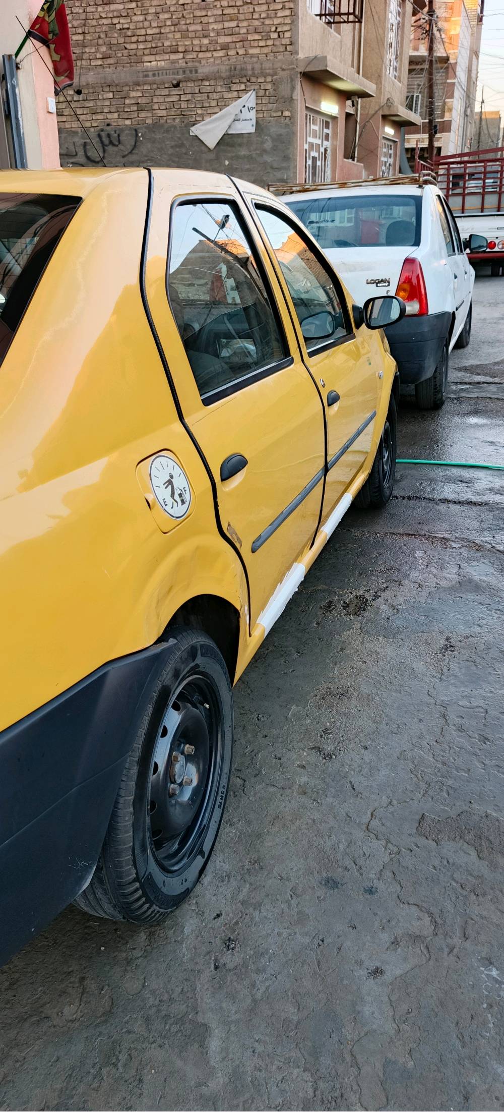 سلام عليكم
رينو للبيع لغرض السفر  موديل ٢٠١٤ مواصفات صندوق كهربائي سنتر لوك جام كهربائي ستيرن باور بلادي شاشه كاربلي كامرا خلفيه گير مكينه لوك مكفولات تدفئ تبريد سنويه بسمي تحويل ثاني يوم سياره مكفوله فقط بيها ملاحظات الي موظحه بصوره السعر ٥٥ قابل لتفاوض سياره بغداد لاستفسار رقم صاحب السياره ***********