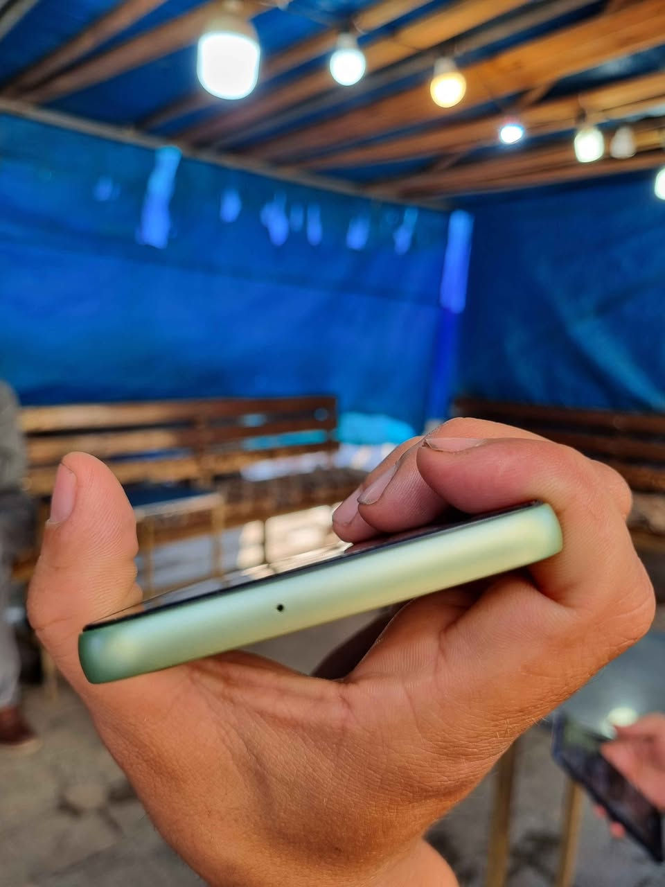 گالاکسی A24 ڕام 8 و 128gb درزێکی سەر جامی هەیە  پشتی گۆڕاوە دووسیم خاوێن أربيل, العراق


**إذا كنت صاحب هذا الإعلان وتريد حذفه لأي سبب، رجاءا أرسل رسالة إلى الدعم الفني**
