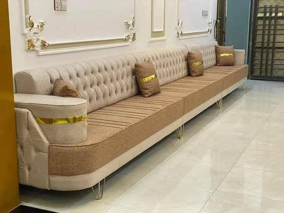 سعر ديوان يتكون من مقعد 11 مع كوشات8 وطبلات نفس لون السعر فقط 400وبي مجال 
العنوان الرفاعي ***********
