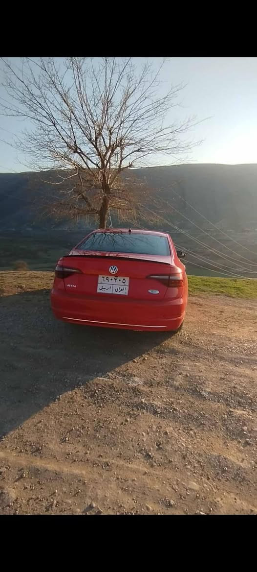 سەلامو علیکم بەناوی خوای گەورەو میهرەبان جیتا 2019 ماسەفات s شتێکی خاوێنو جوان گێڕ مکینە تەبریت بەشەرت تەحویل وەکالە بەناو کردن بەشەرت سەیارەکە یەک پارچە سبوغە بێناو بێ ئێرباگ دوو جێی بچوک پیدی ئاڕ ماباقی گشت گیانی بەشەرت سحری 128 مەجال ڕەقەم تەلەفۆن *********** واتس ئەپ ڤایبەر ..لەگەڵ ڕێزم أربيل, العراق
