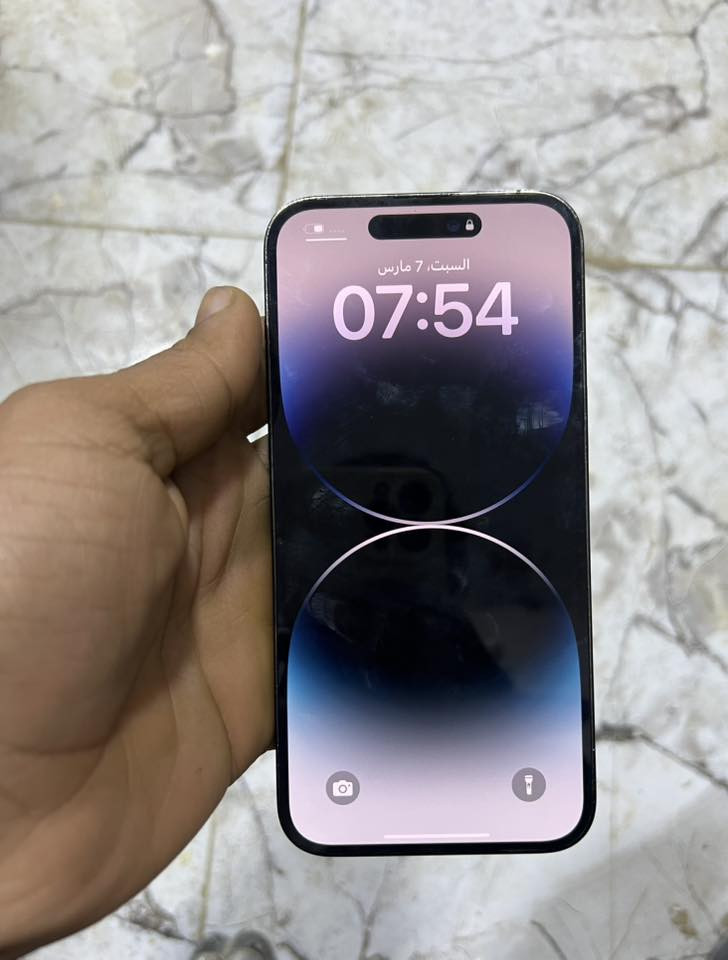 السلام عليكم ايفون ١٤ بروماكس
 ابيعه ع الوضعية جهاز وكع مني و نكسر الظهر و اثر ع الكامرة الامامية وكفت شرق اوسط ممصلح قبل بطارية ٨٥ ذاكرة ٢٥٦ عنوان بعقوبة 
السعر ٦٢٥ بي مجال 
الرقم ***********

