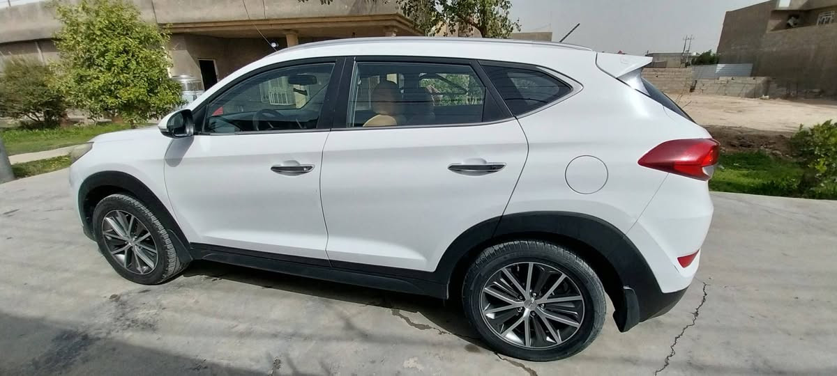 السلام عليكم اخوان فرصة للبيع توسان 2017 خليجي 🔥
🚗 سيارة نظيفة جداً ومميزة للجادين
✅ الموديل: 2017
✅ المنشأ: خليجي
✅ اللون: أبيض
✅ مكفولة بالكامل من الصبغ
✅ مرايات شفط
✅ بيها تكحيلات بسيطة جداً لا تذكر
✅ الممشى: 172 ألف كم
✅ السيارة جاهزة للفحص بأي مكان
📍 الموقع: بغداد / المدائن
💰 السعر: 18,500
📌 تفاوض بسيط للجادين فقط
📞 للتواصل والاستفسار:
***********
***********
