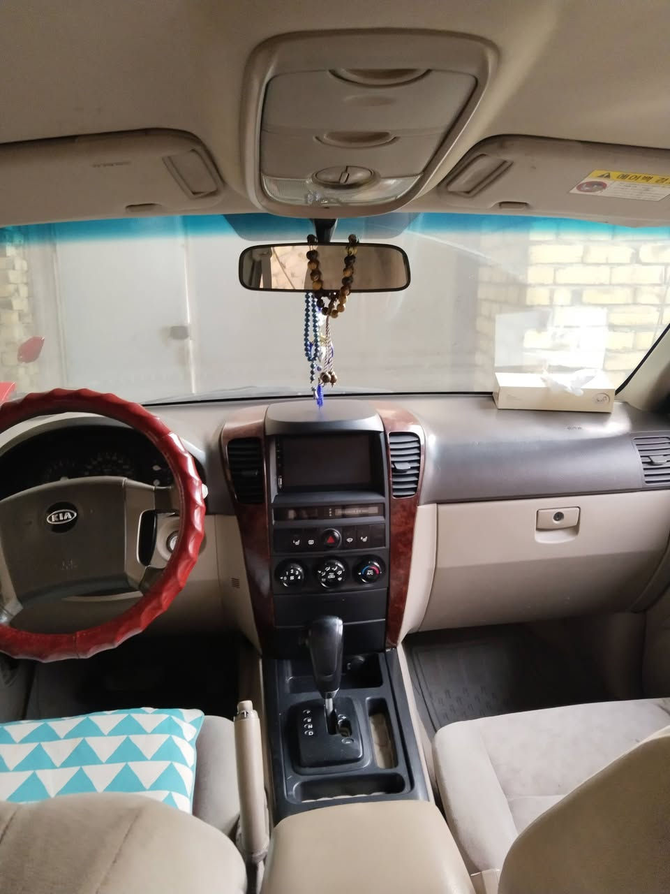 سلام عليكم..
سورنتو 2006سياره تعمير جديد صبغ عام اثر تجيه فوك السايق محرك كير صدر داخل خير من الله بسمي نفاذ سنويه ل 27.. بيع او
مراوس ب كسنت مع الاتفاق ع الفرق.. 
استفسار اكثر اتصال ***********
السعر 70وبيه مجال شي قليل
