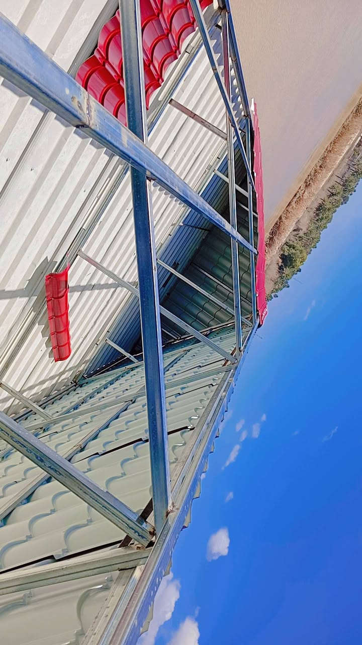 🏡 سقائف وحدائق – تصميم وتنفيذ احترافي 🌿
نقدملك أحدث تصاميم السقائف المعدنية
مناسبة للحدائق، الأنهار، والاستراحات
شغل متين ✔️
تصميم أنيق ✔️
تحمل عالي للظروف الجوية ✔️
🔹 تنفيذ حسب الطلب
🔹 أشكال عصرية وكلاسيك
🔹 أسعار منافسة
📞 للاستفسار والتواصل:
***********
شغلك علينا… وراحتك عليك 💪
