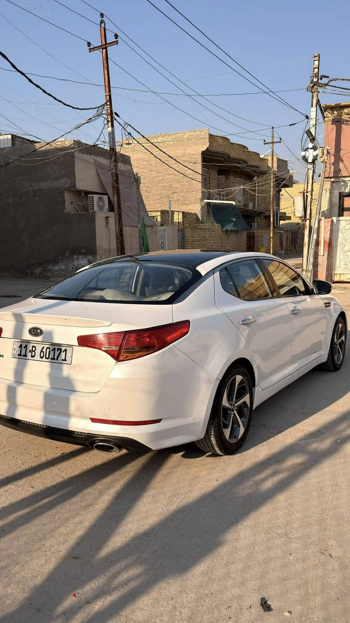 اوبتيما للبيع 2011رقم بغداد مشروع وطني باسمي تحويل مباشر سيارة جاهزه مكينه وكير خير من الله دوشمه جلد شاشه السياره بانوراما السعر 118وبيه مجال حق الجيه ***********
