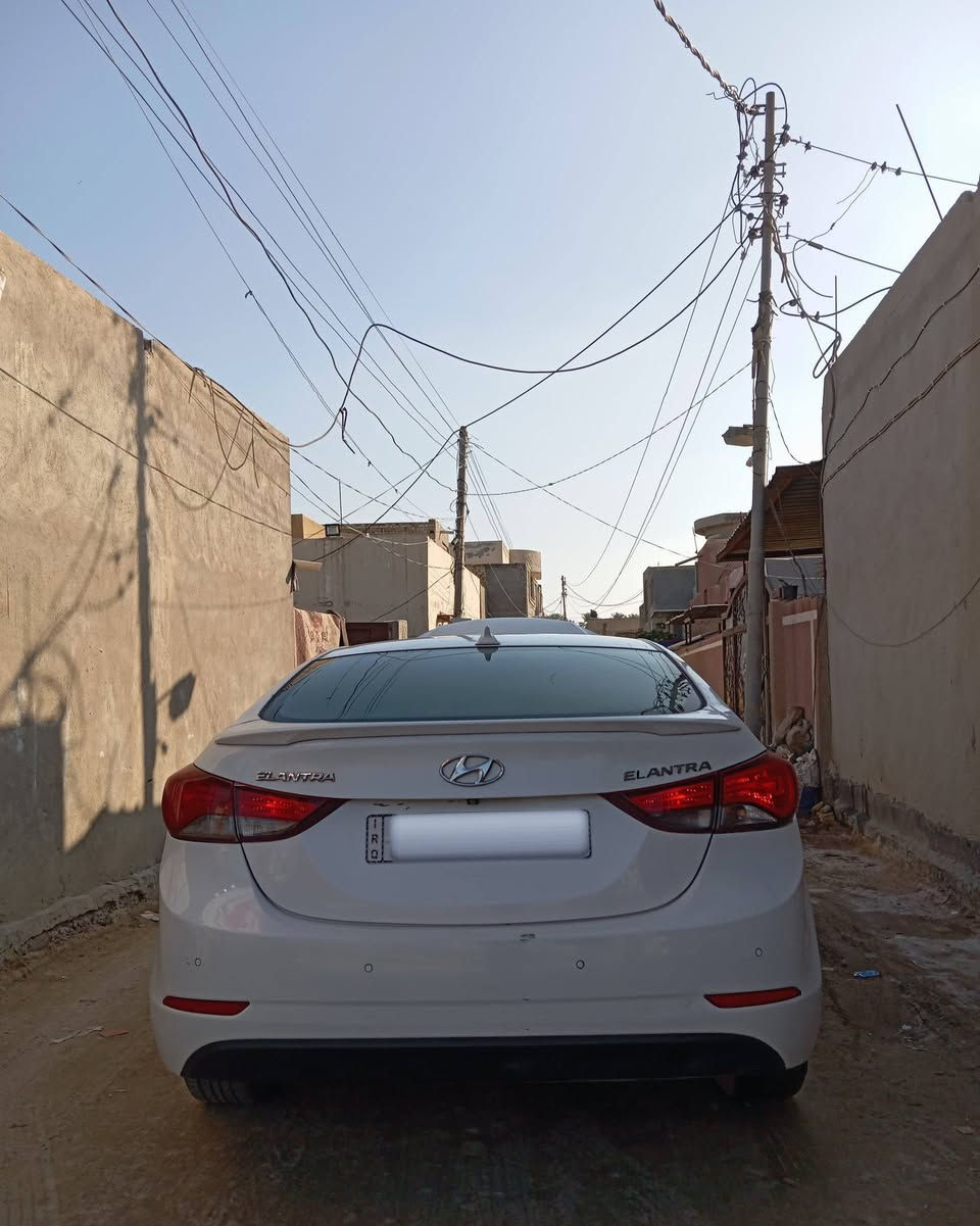 اسلام عليكم من رخصت الادمن النترا 16 رقم واسط انكليزي مشروع وطني  كلين بدون ايرباك ليبل واحد حادثه جوملغ الخلفي الايسر مصبوغ او بيه تكشير قليل بالبنيد مكاني بابل  السعر 115 او بيه مجال رقم صاحب السياره ***********
