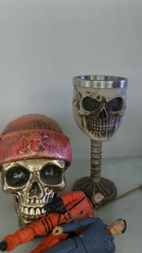 كوب • جمجمة • ثنينهم