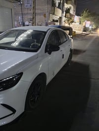 عليكم شباب بيوايدي صيل فايف لسياره نضيفه كلش بيهه طخه بل جاملغ مال لسا...