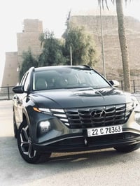 توسان ٢٠٢٢ وارد امريكي فوول مواصفات  فتحه سقف كراسي تدفئه وتبريد  داخل...