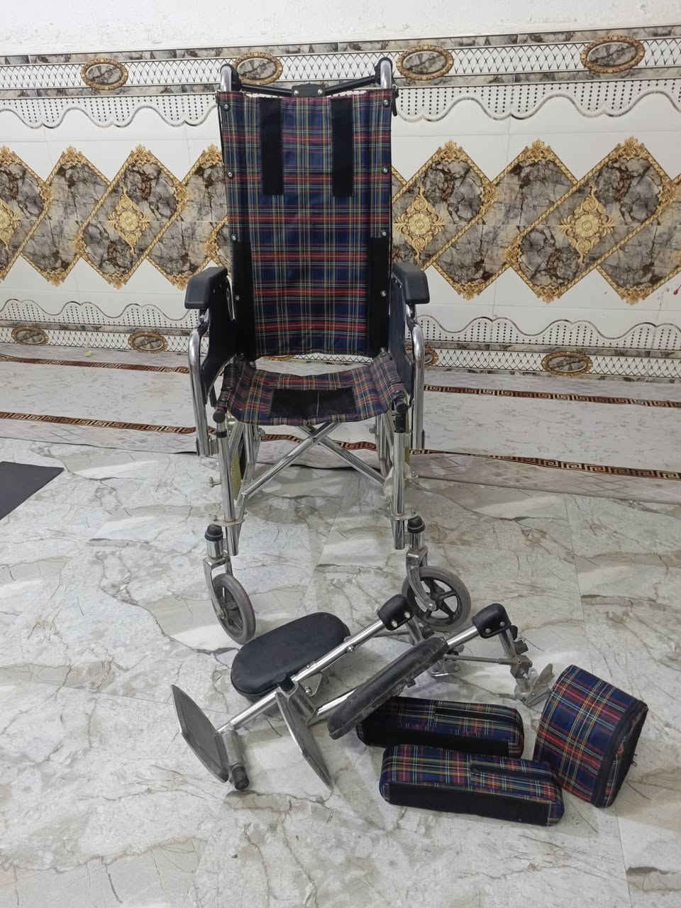 غير مستخدمه نضافه ٩٠
ب١١٠ وبيها مجال ***********
