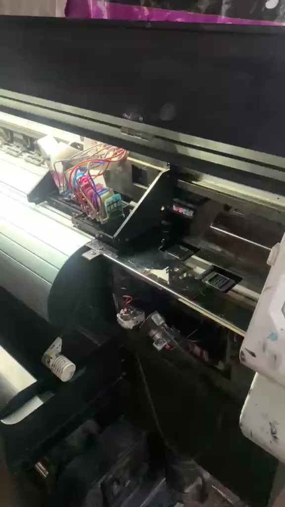 طابعه وكالة 
xp600
دبل هيد 
تحتاج هيدات فقط 
320 cm
مكينه نضيفه بنسبة90‎%‎
سعر 45 ورقه وبيه مجال جدا بسيط
مكان كربلاء 

*********** للاستفسار
